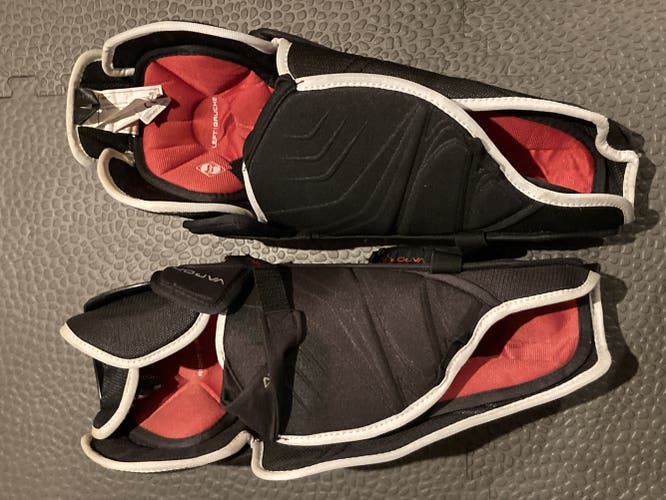 Shin Pads Used Bauer Vapor X800 lite