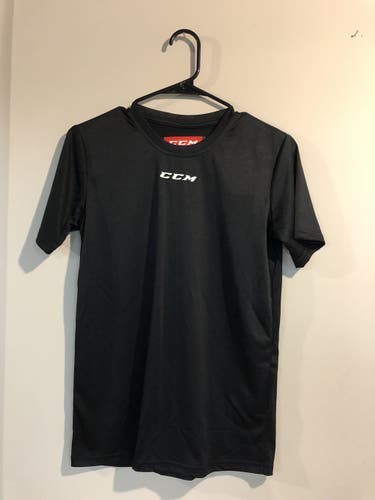 Bundle of 6 NEW CCM Training Tech Tee Youth X-Large