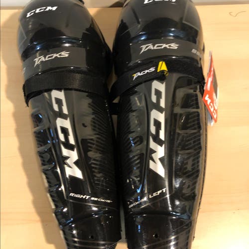 NEW CCM Tacks 9550 Shin Guards 15"