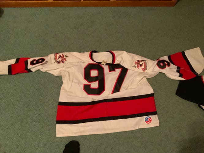 Vintage Buffalo Saints  hockey jersey (CLEAN)