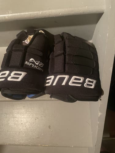 New Bauer Nexus 2N 14" Pro Stock gloves