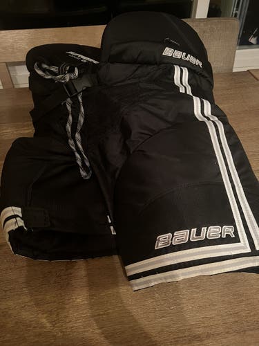 Senior XL Bauer Supreme One80 Hockey Pants