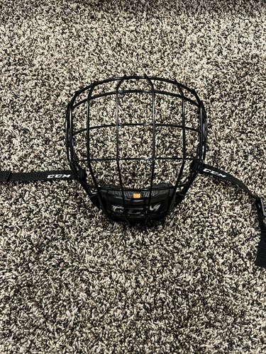 Medium CCM Full Cage FM780
