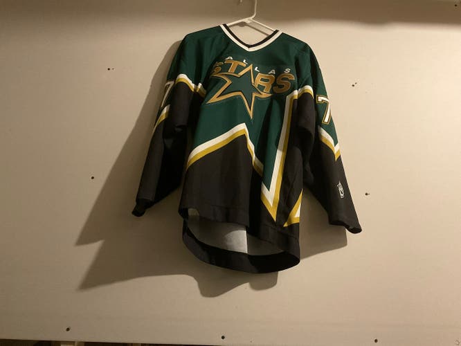 Pierre Turgeon Dallas Stars Retro Jersey