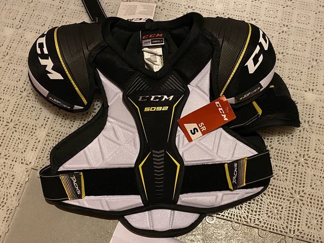New Senior Small CCM Tacks 5092 Shoulder Pads