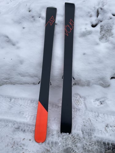 Skis Used Unisex 2016 Volkl Powder Shiro With Bindings Max Din 10