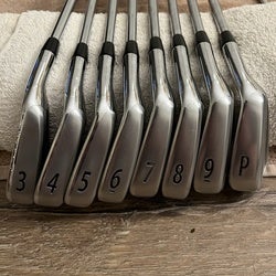 Titleist AP2 Irons 3-PW (9 out of 10 Quality!) No dings!