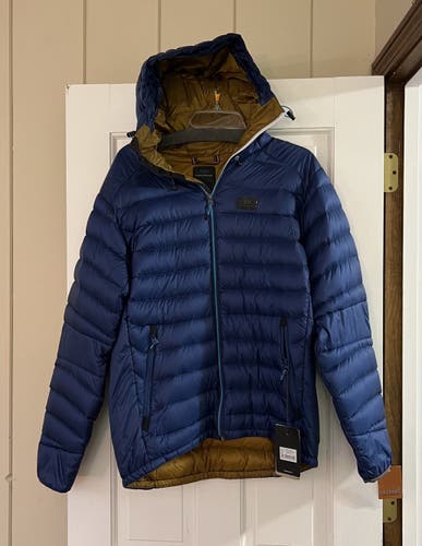 E11 State of Elevenate Mens Agile Jacket NWT Men M Blue Puffer Puffy