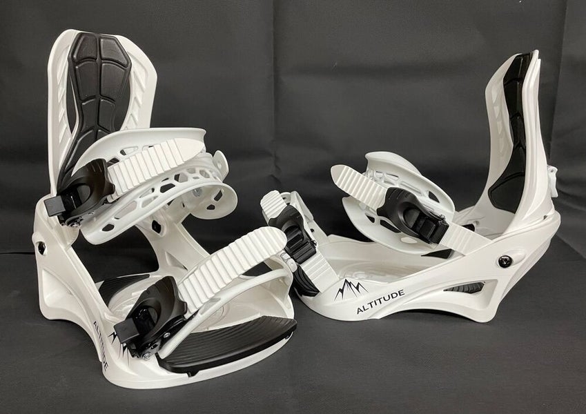 LTD "PASTEL" SNOWBOARD 138CM +ALTITUDE BINDINGS WHITE S/M SIZES: 6.5-9