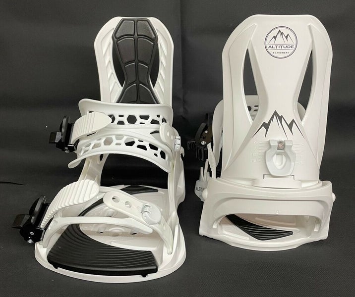 LTD "PASTEL" SNOWBOARD 138CM +ALTITUDE BINDINGS WHITE S/M SIZES: 6.5-9