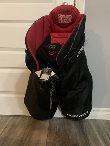 Senior XL Bauer Vapor X900 Hockey Pants