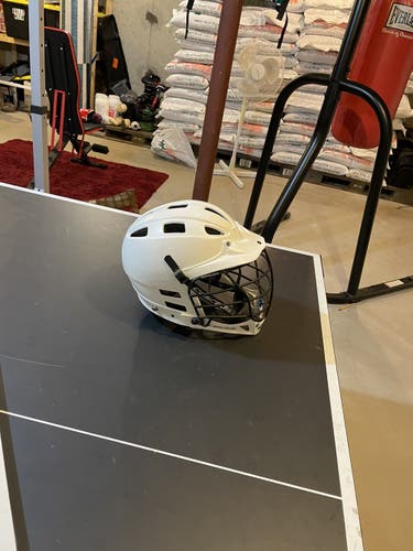 Player's Cascade Helmet Light Use