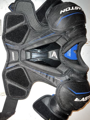 Senior Large Easton  Stealth RS Shoulder Pads