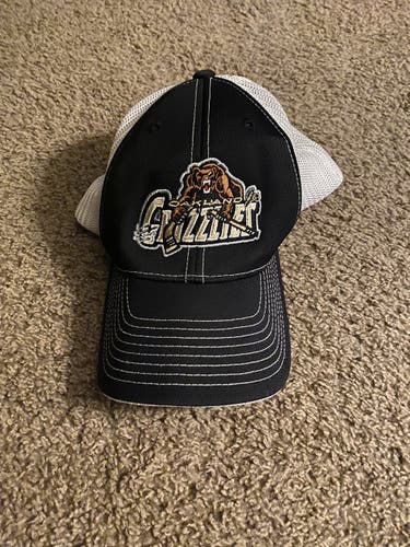 Oakland Junior Grizzlies Men's Hat