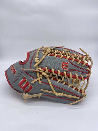 Wilson A2000 0T7 12.75 new with tags Superskin a2k