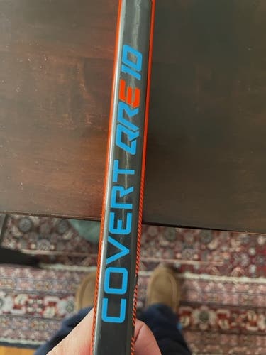 Hockey Stick Intermediate New Left Hand Warrior Covert QRE10 Mid Heel Pattern
