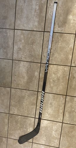 ALMOST NEW Bauer Hyperlite RH INT Stick 50 Flex P88 Curve