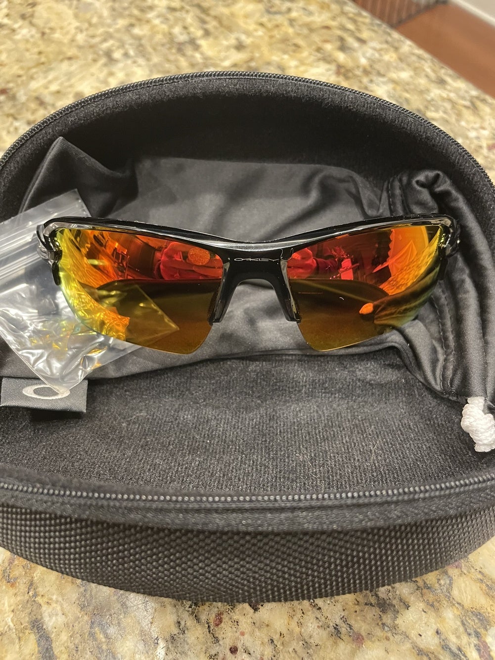 Oakley - Carbon Blade™ - Prizm Black Polarized - Matte Carbon