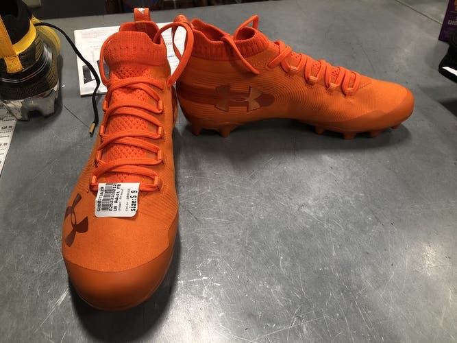 Used Under Armour Senior 9 Football Cleats
