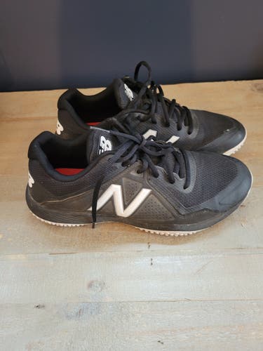 Black Men's Used Size 9.5 (Women's 10.5) New Balance