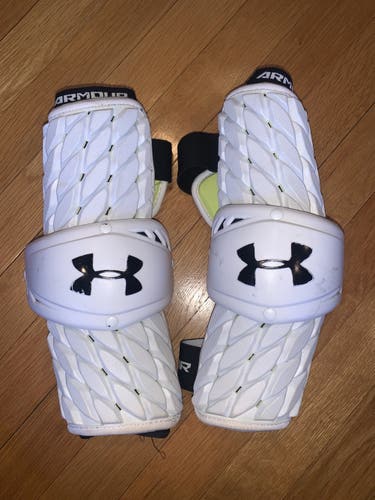 Used Large Under Armour Arm Pads