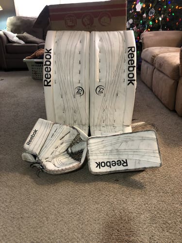 Reebok 18K Goalie Pads Full Set 34+1