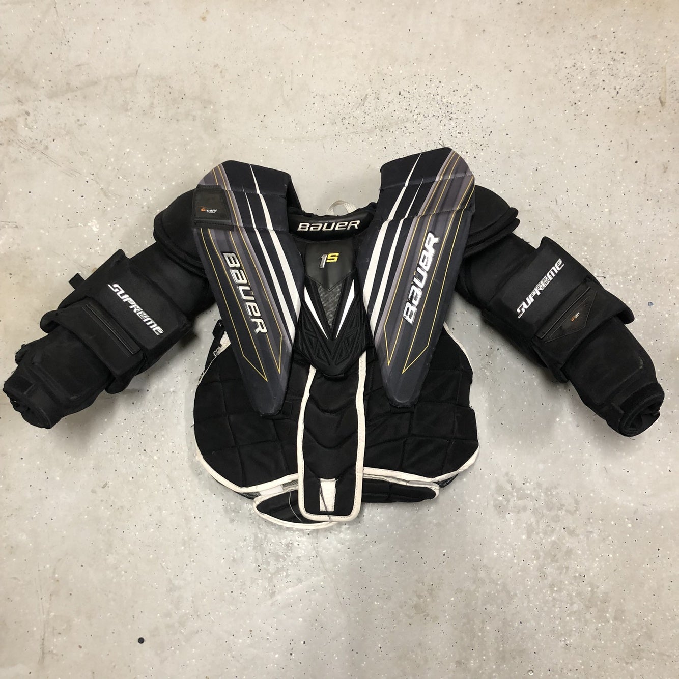 Bauer Supreme 1s Chest Protector Pro Stock SidelineSwap