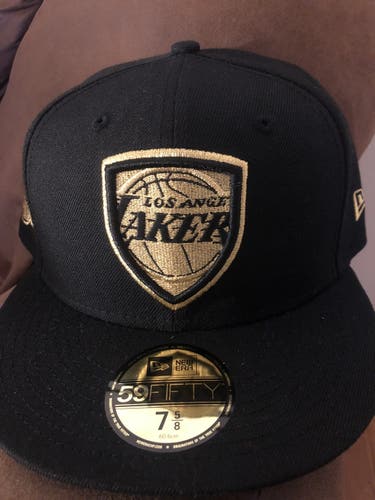 Los Angeles Lakers New Era NBA shield Fitted 7 5/8