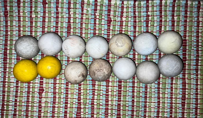 16 Pack of Lacrosse Balls