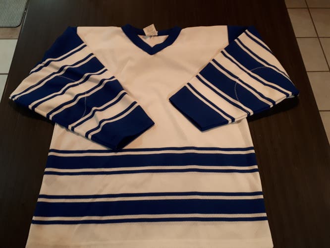 New Toronto Maple Leafs Youth Large Jersey