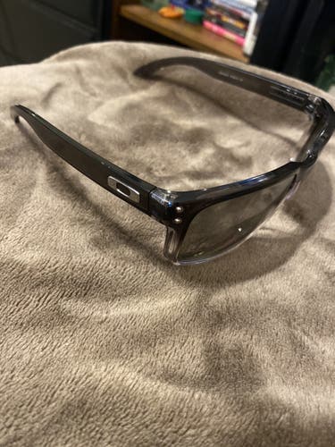 Black Holbrook Oakley Sunglasses Polarized