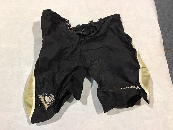 Pittsburgh Penguins Game Used Pro Stock Reebok Pant Shells Large #48 Kennedy