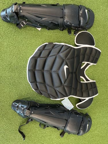 New Nike Catchers Gear Black