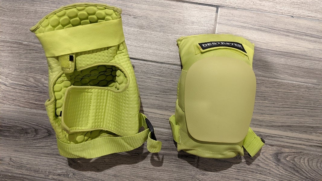 Like New DESTROYER Skateboard Knee Pads SidelineSwap