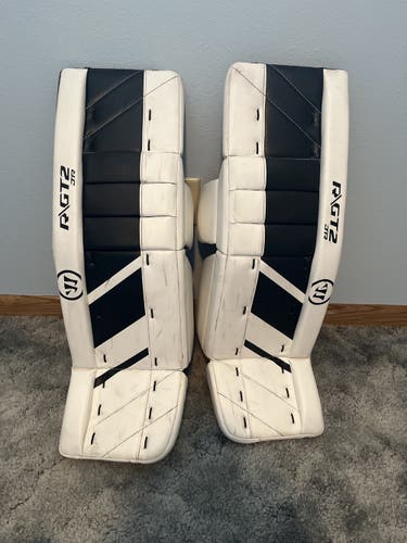 28" Warrior  Ritual GT2 Goalie Leg Pads
