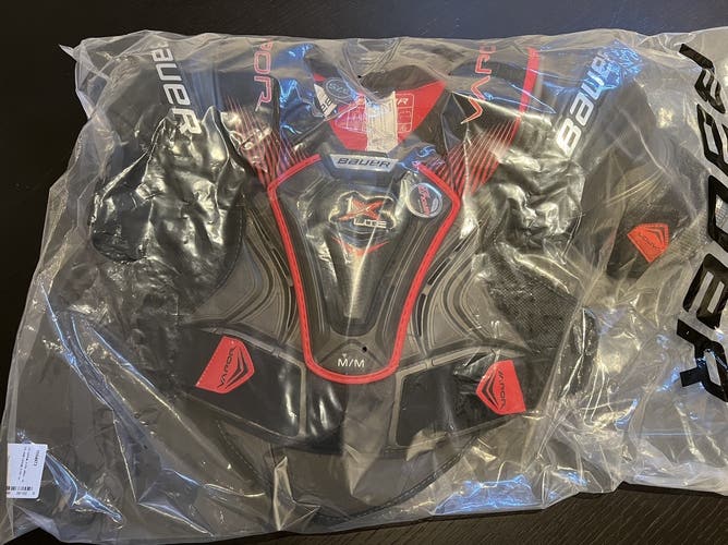Senior Medium Bauer Vapor 1X Lite Shoulder Pads