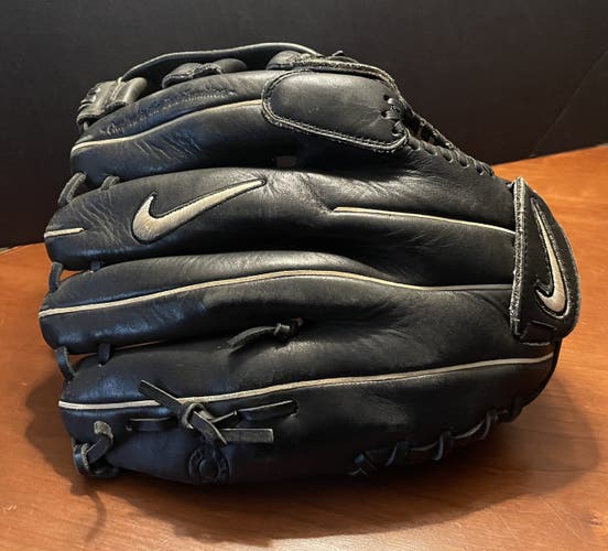 Nike 12.5” Pro Tradition 1250 Baseball Glove RHT Black
