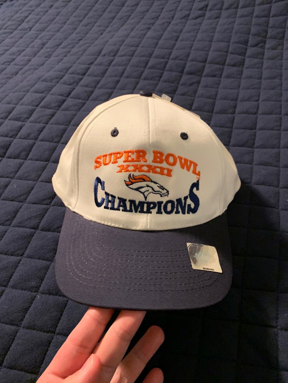 Vintage New Denver Broncos Super Bowl XXXII Champions Hat