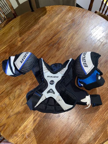 Bauer One75 Junior Small Hockey Shoulder Pads