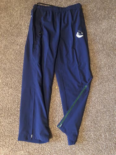 Vancouver Canucks Fanatics Team Issue Warm Up Pants Size Large