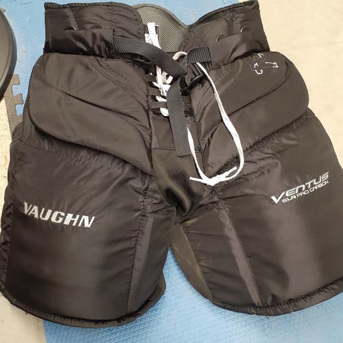 Hockey Goalie Pants Senior Used Small Vaughn Ventus SLR Pro Carbon