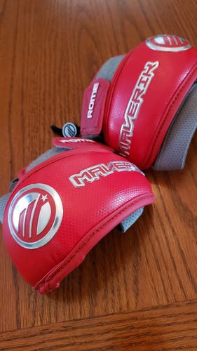 PLL custom def elbow pads - Red