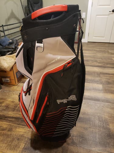 Used Ping pioneer cart bag
