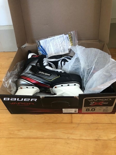 Hockey Skates Senior New Bauer Vapor 2X Pro Regular Width Size 8