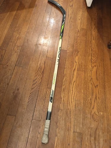 Hockey Stick Used Junior Right Handed Bauer Vapor XXII