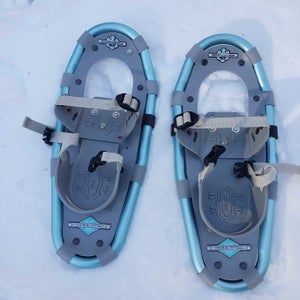 Snowshoes Used LL Bean Winter Walker 16