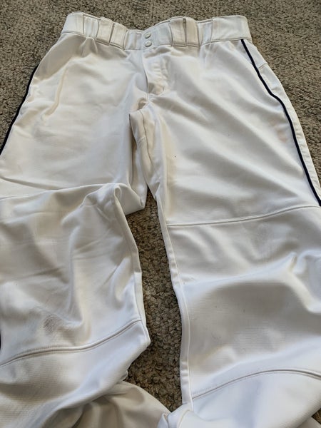 White Used Medium Under Armour Pants