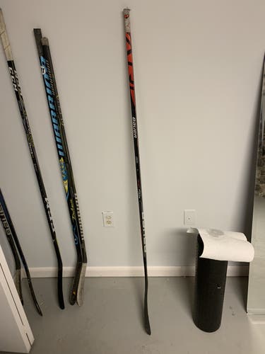 Used Senior Right Handed P92 Pro Stock Vapor FlyLite Hockey Stick 82 Flex