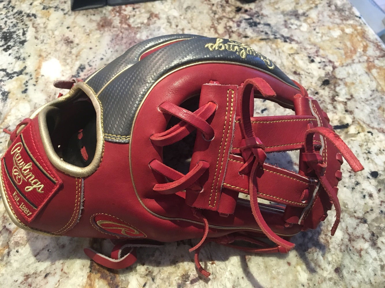 Rawlings Heart of The Hide Kolten Wong 11.5 Inch PRO314-7SCF Baseball Glove  11.5 inches: Buy Online at Best Price in UAE 