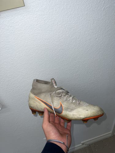 Nike Mercurial Superfly World Cup Edition
